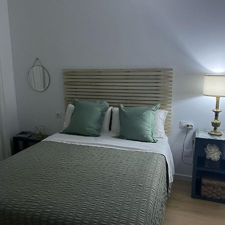 Apartamento Turistico Damajuana Parking Free Espartinas Bagian luar foto
