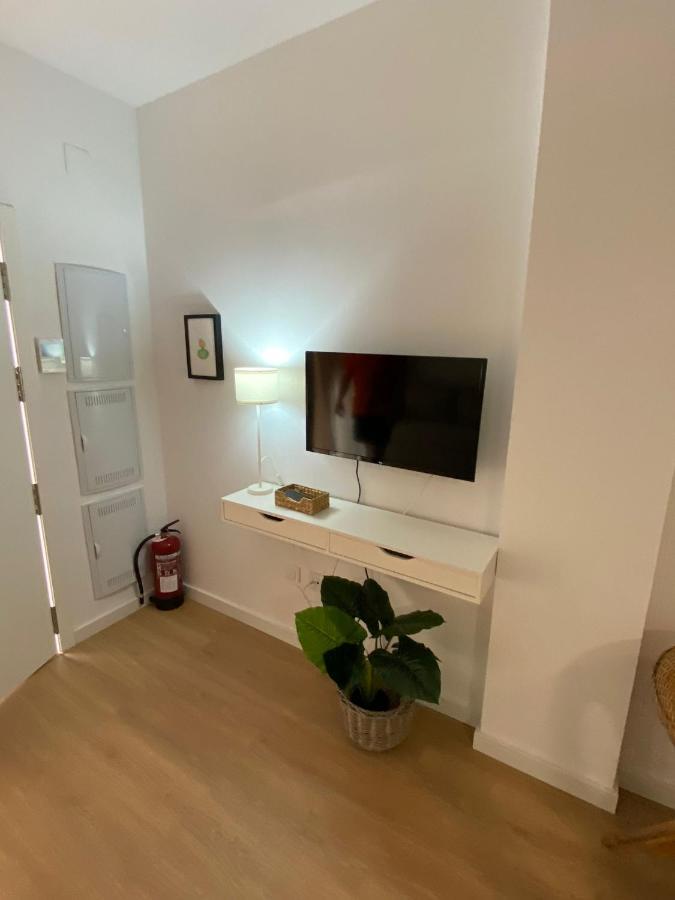 Apartamento Turistico Damajuana Parking Free Espartinas Bagian luar foto