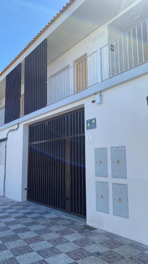 Apartamento Turistico Damajuana Parking Free Espartinas Bagian luar foto